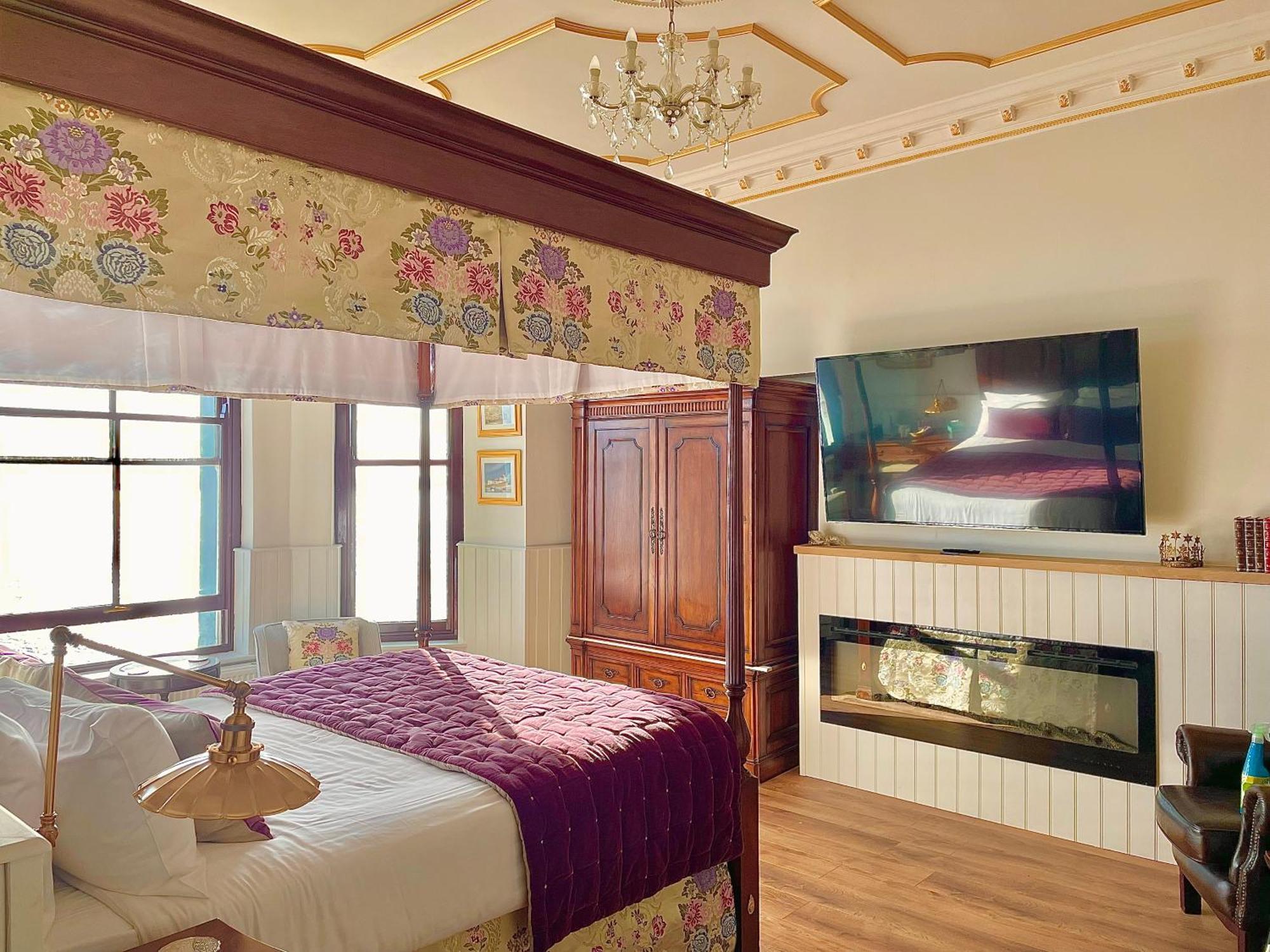 No: 1 The Esplanade Guest Accommodation. Tenby Eksteriør bilde