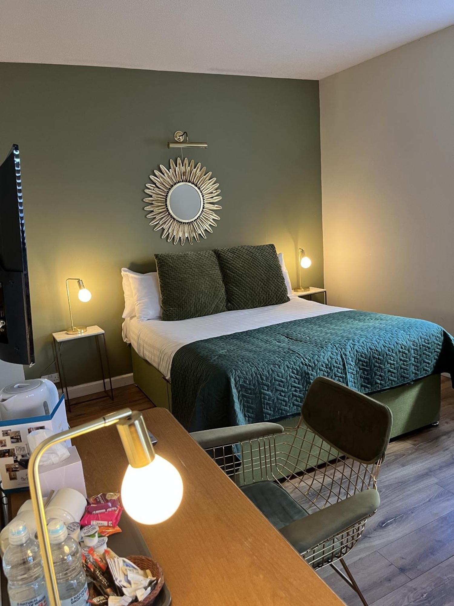 No: 1 The Esplanade Guest Accommodation. Tenby Rom bilde